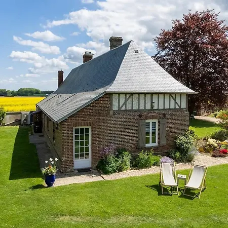 4 Avec Cheminee Holiday home *