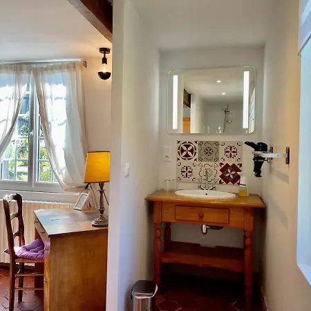 4 Avec Cheminee 別荘 *