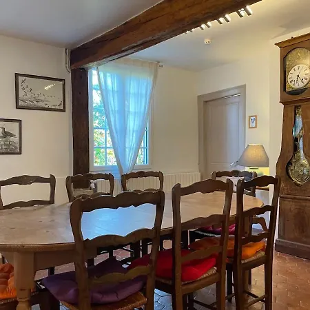 4 Avec Cheminee Holiday home Epegard